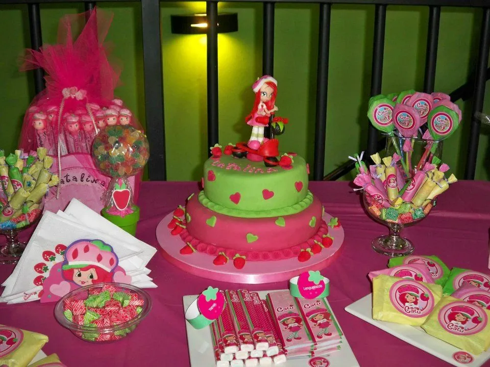 Brunys Eventos: Cumpleaños Tematico: FRUTILLITA Brunys Eventos: Cumpleaños Tematico: FRUTILLITA