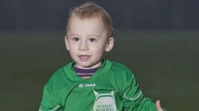 Bryce Brites, el bebé futbolista que asombra a Bélgica - ABC.es Bryce Brites, el bebé futbolista que asombra a Bélgica - ABC.es