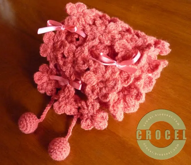 Bufanda de Flores con Adornos | Crocel - Calor hecho a mano. Bufanda de Flores con Adornos | Crocel - Calor hecho a mano.