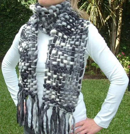 Imágenes de bufandas tejidas modernas - Imagui Imágenes de bufandas tejidas modernas - Imagui