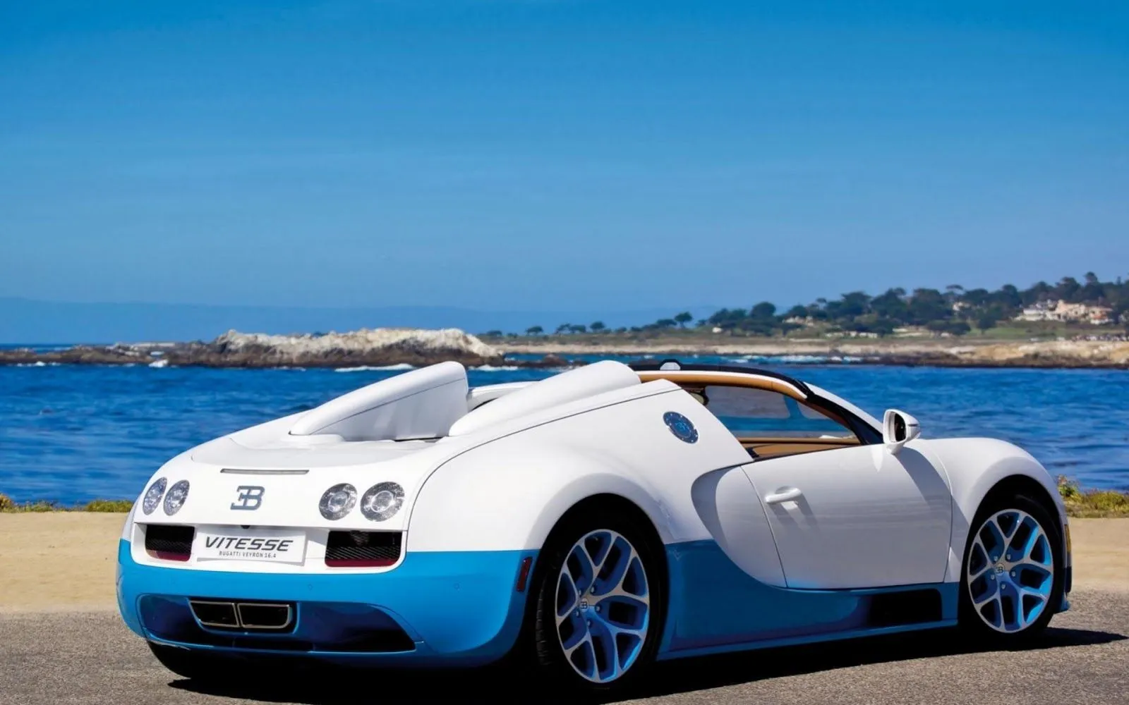 Bugatti Veyron Grand Sport Vitesse Blanco y Azul | Wallpaper Autos HD Bugatti Veyron Grand Sport Vitesse Blanco y Azul | Wallpaper Autos HD