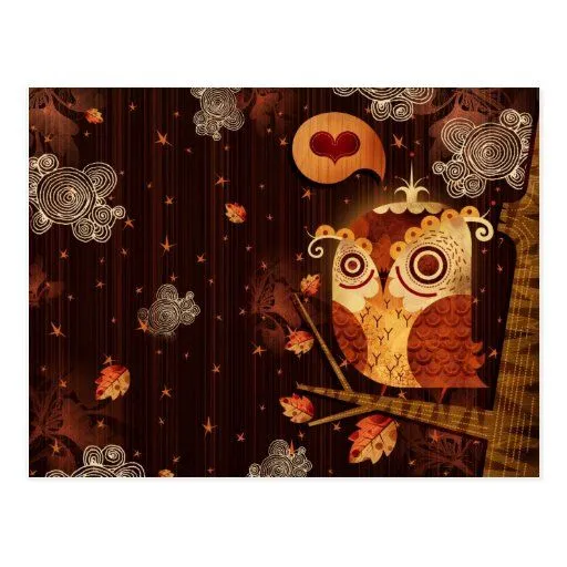 Búho enamorado postal de Zazzle.