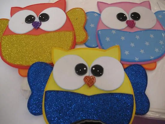 Búho en goma eva para sala de clases | Angeles Manualidades Búho en goma eva para sala de clases | Angeles Manualidades