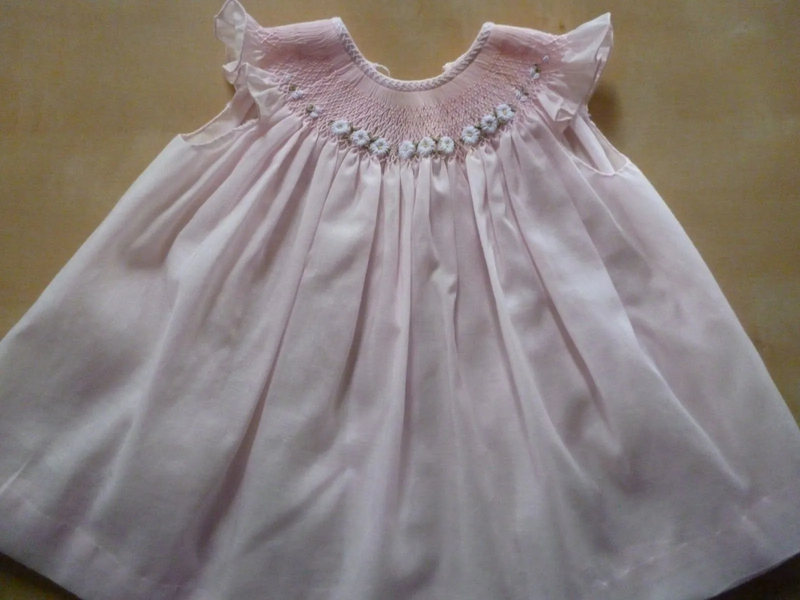 Buscando ropita online: Vestidos punto smock o nido de abeja !!!! Buscando ropita online: Vestidos punto smock o nido de abeja !!!!