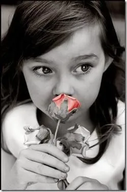 Busco Imágenes: Fotos bonitas de niñas con flores Busco Imágenes: Fotos bonitas de niñas con flores