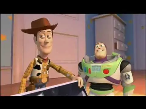 Buzz Lightyear - La Pelicula - YouTube