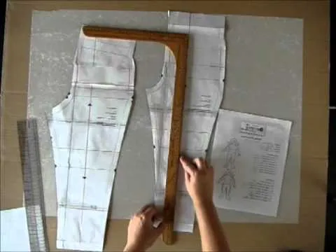 c006 ajuste del patron del pantalon a lo largo - YouTube c006 ajuste del patron del pantalon a lo largo - YouTube