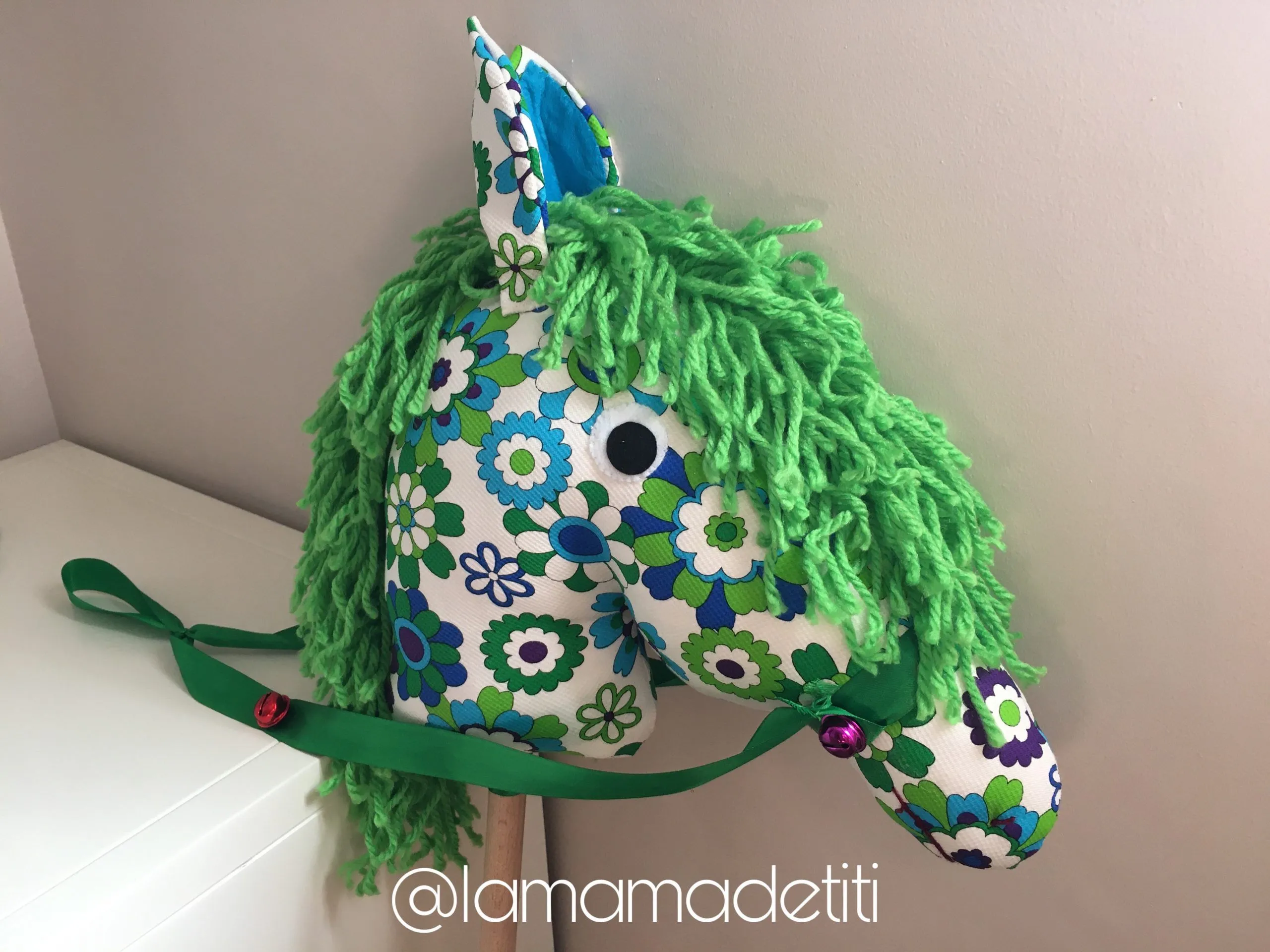Caballito de Palo DIY (patrones gratis) – La Mamá de Tití Caballito de Palo DIY (patrones gratis) – La Mamá de Tití