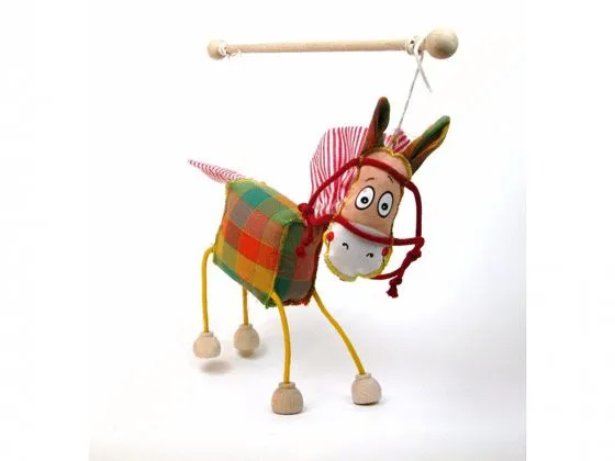 Caballo marioneta titere