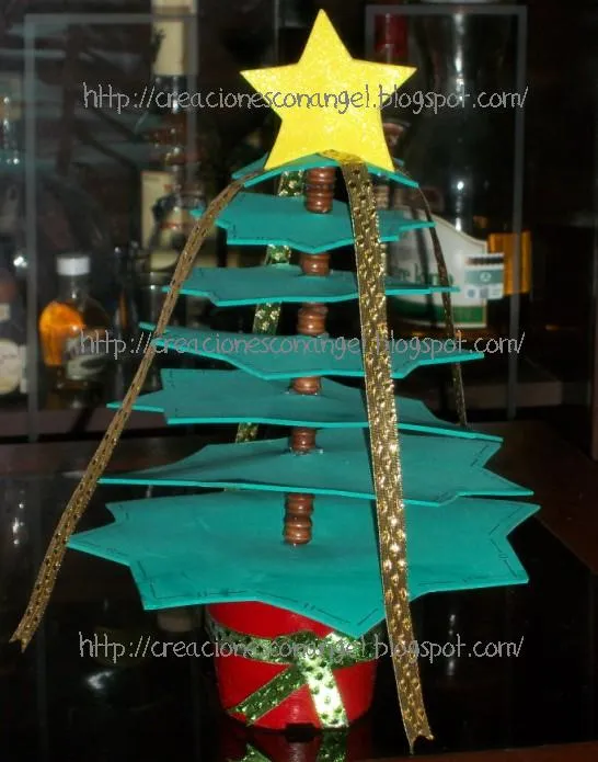 Creaciones con Angel: Arbolito de Navidad en fomi Creaciones con Angel: Arbolito de Navidad en fomi