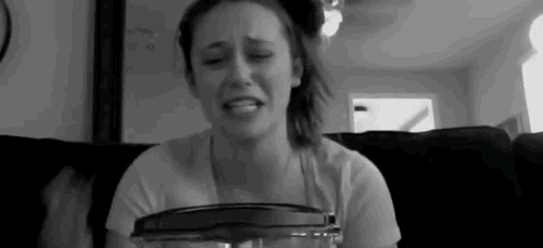 Caitlin+llora.gif