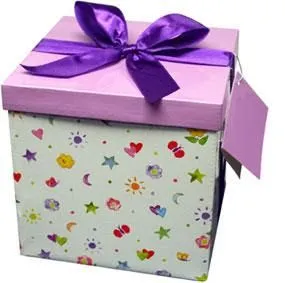... en una caja de carton junto al resto de recuerdos de este amor ... en una caja de carton junto al resto de recuerdos de este amor