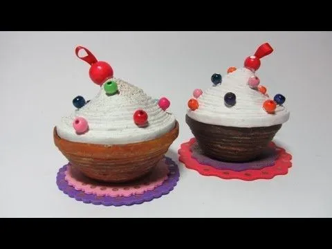 Cómo hacer una caja cupcake con papel. Cupcakes box. - YouTube Cómo hacer una caja cupcake con papel. Cupcakes box. - YouTube