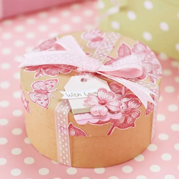 Caja decorada con flores y mariposas. | Cajas Decoradas ... Caja decorada con flores y mariposas. | Cajas Decoradas ...