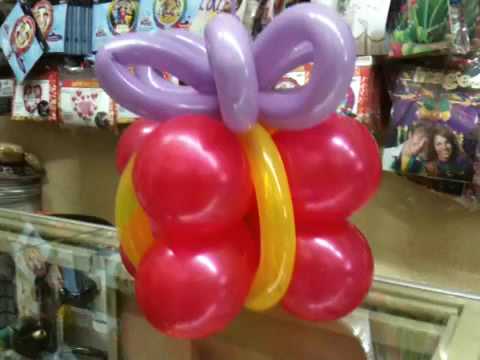 Una caja hecha con globos y helio - YouTube