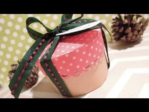 Cómo hacer una caja redonda. MUY FÁCIL. DN1-2013 - YouTube Cómo hacer una caja redonda. MUY FÁCIL. DN1-2013 - YouTube