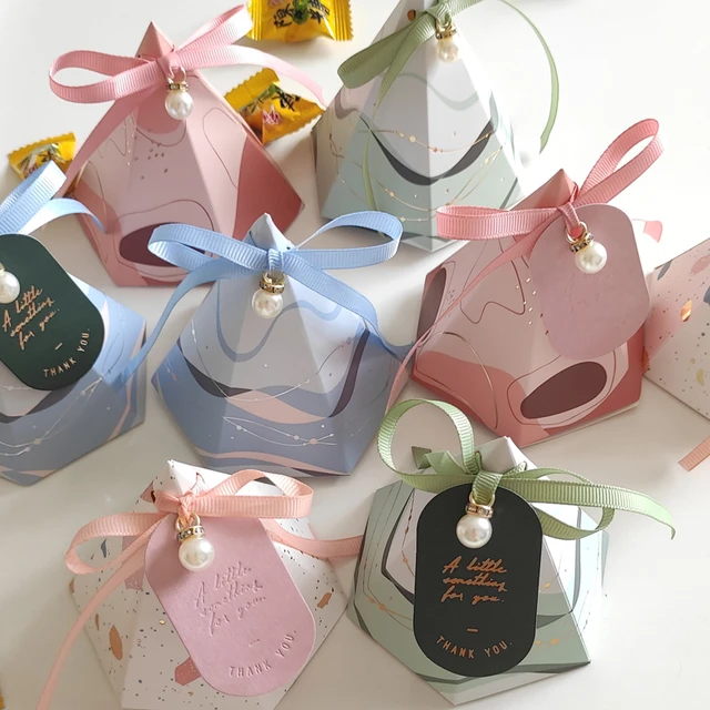 Caja De Regalo De Pirámide, Embalaje Para Baby Shower, Caja De Papel Blanco  Chocolate Con Cinta, Favores De Boda, Dulces, Cajas Pequeñas Para Regalos -  Cajas De Regalo Y Bolsas - AliExpress
