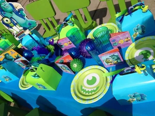 Decoración fiestas de monster university - Imagui