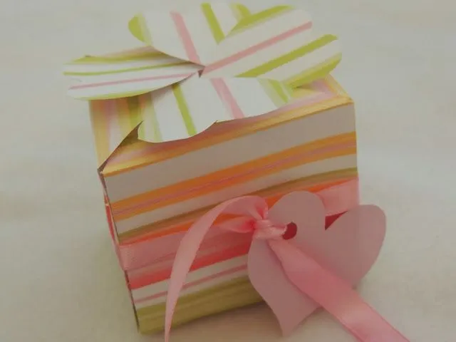 Cajas de cumpleaños on Pinterest | Fiestas, Manualidades and Souvenirs Cajas de cumpleaños on Pinterest | Fiestas, Manualidades and Souvenirs