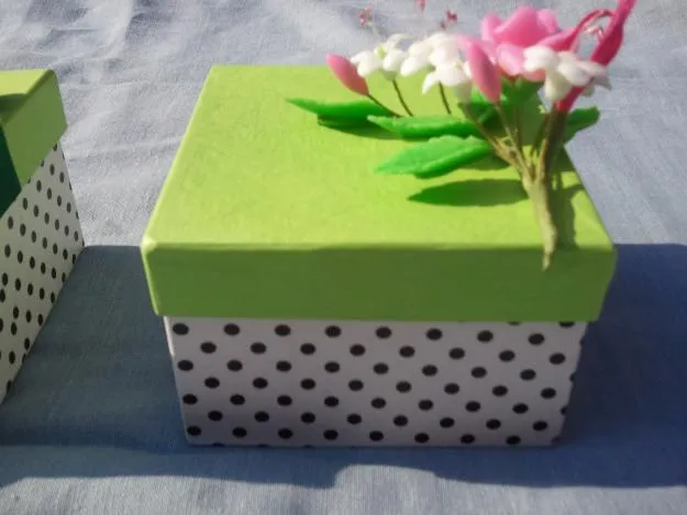 Cajitas de carton decoradas con foami - Imagui Cajitas de carton decoradas con foami - Imagui