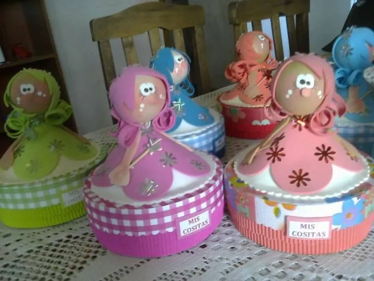 CAJAS DECORADAS CON FOFUCHA | ★♡IRI'S CREACIONES♡★ | Pinterest