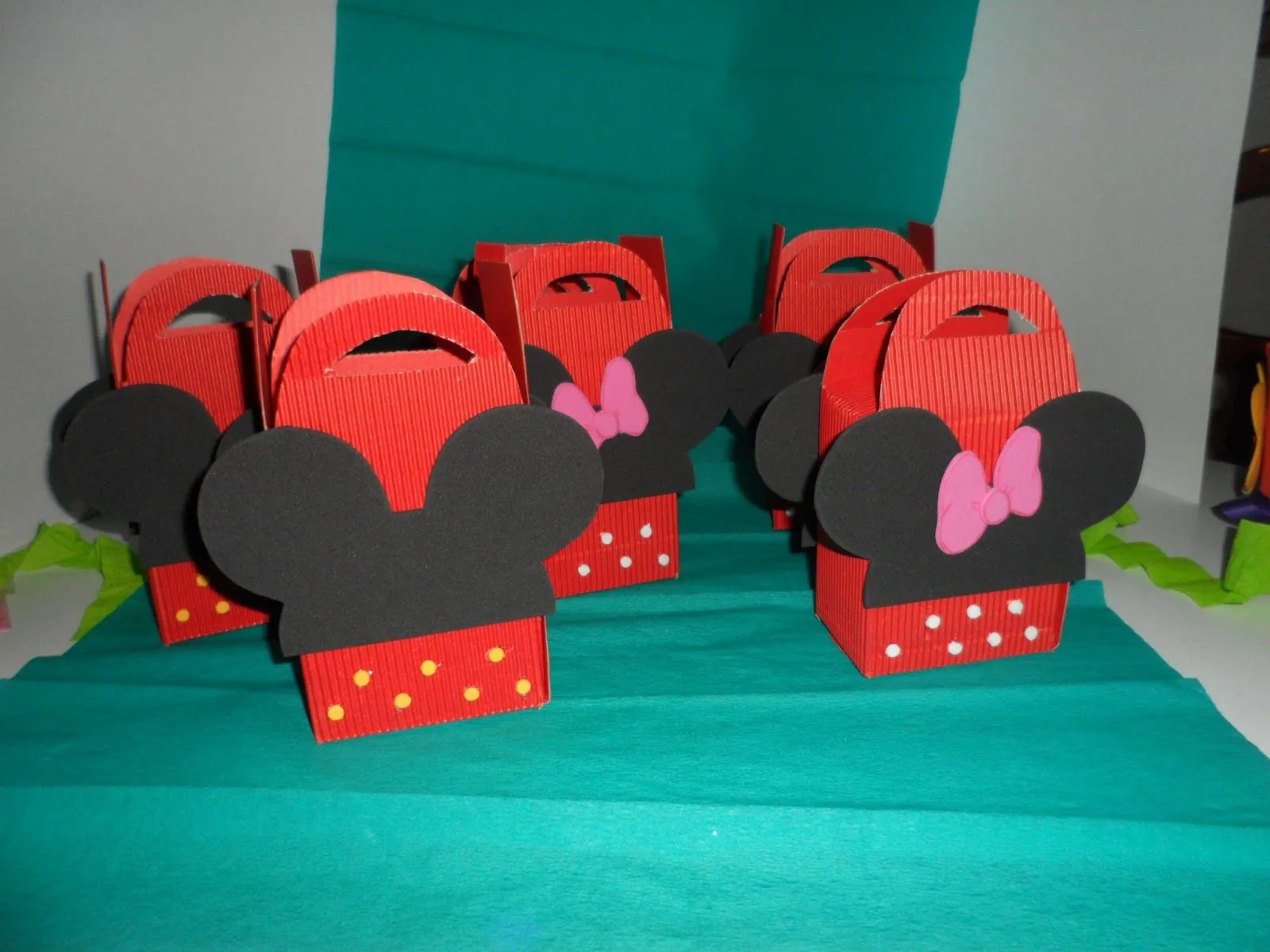 Sorpresitas de Minnie en goma eva - Imagui
