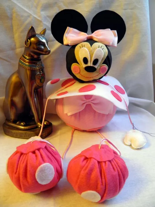 Cajita de Fieltro: Minnie Mouse, muñecas bola Cajita de Fieltro: Minnie Mouse, muñecas bola