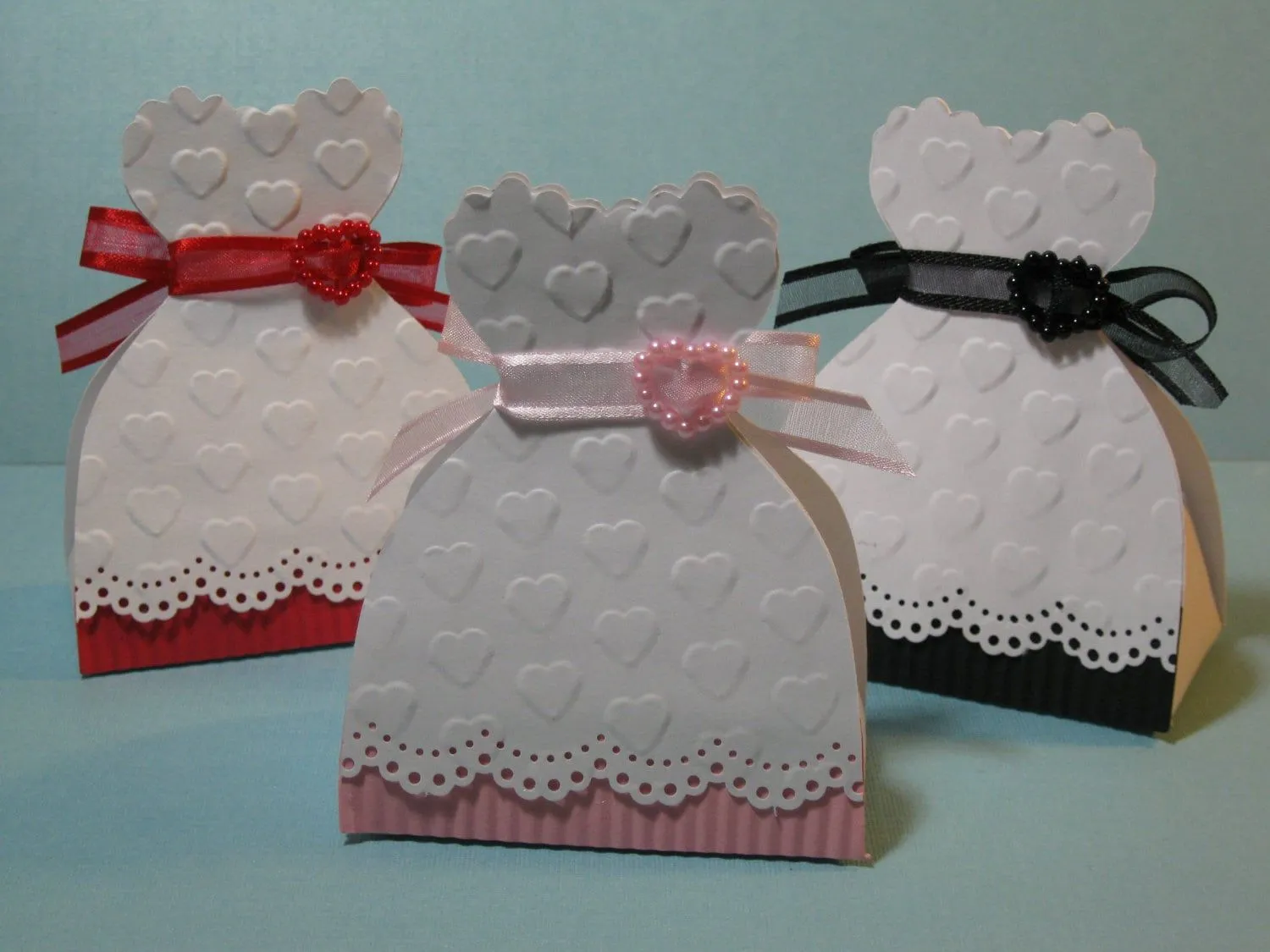 Cajitas con forma de vestido para bodas y 15 años, tutorial con ... Cajitas con forma de vestido para bodas y 15 años, tutorial con ...