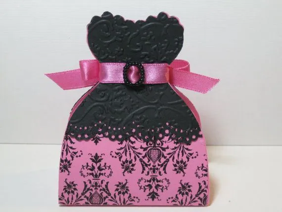 Cajitas con forma de vestido para bodas y 15 años, tutorial con ... Cajitas con forma de vestido para bodas y 15 años, tutorial con ...