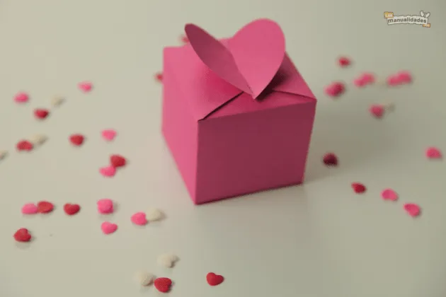 Cajitas de regalo con tapa de corazon ~ Fiestas infantiles
