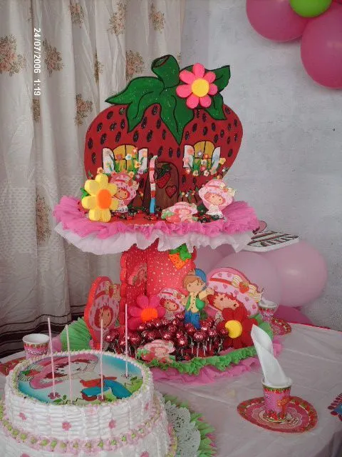 CAJITAS DE SUEÑOS: DECORACIÓN SOBRE FRESITA (REALIZADO POR OTRAS ...