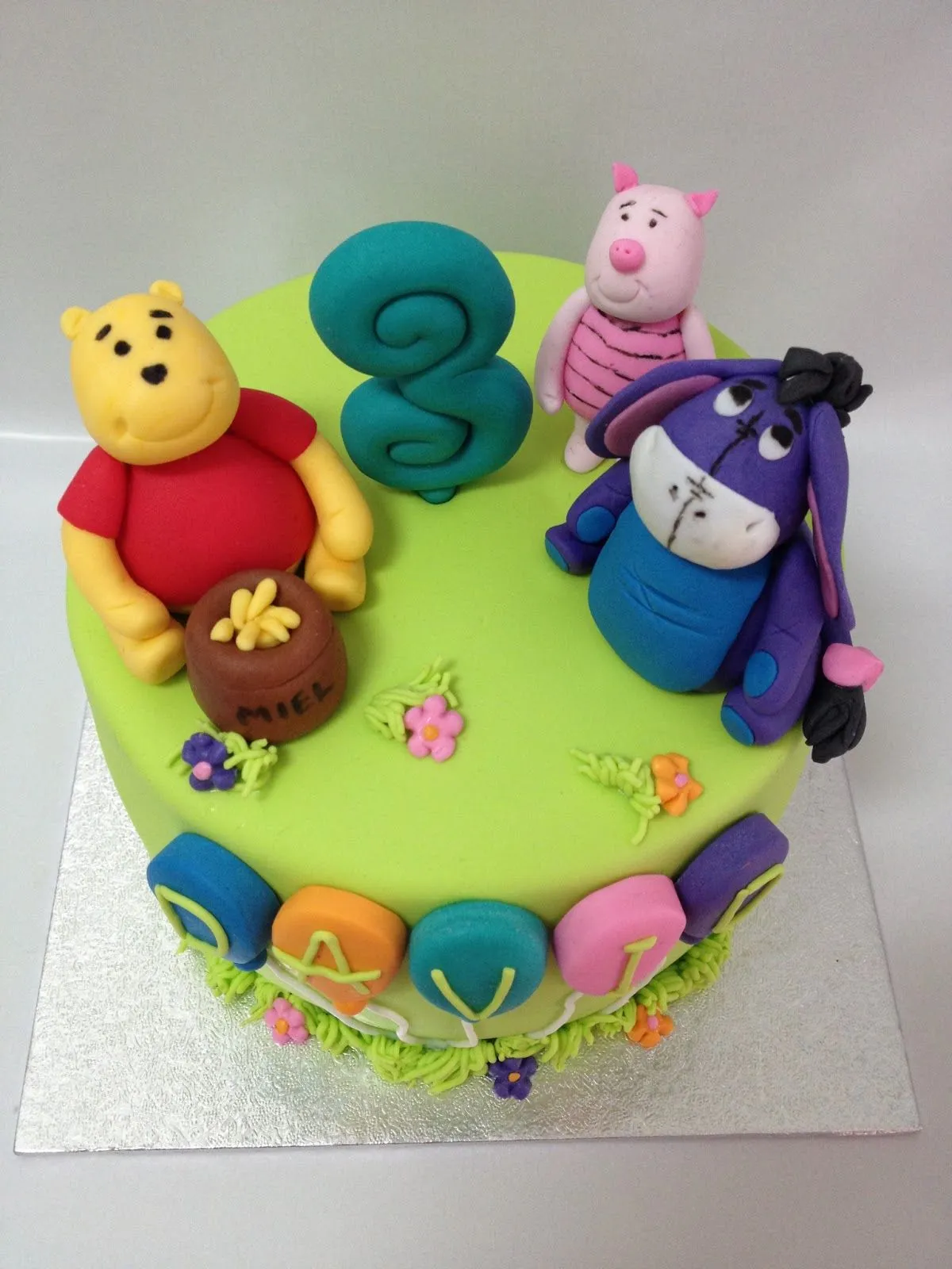Cakelandia Dulce: TARTA WINNIE THE POOH Y SUS AMIGOS PARA DAVID Cakelandia Dulce: TARTA WINNIE THE POOH Y SUS AMIGOS PARA DAVID