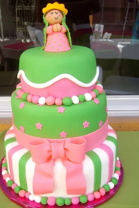 Cakes by Nadia