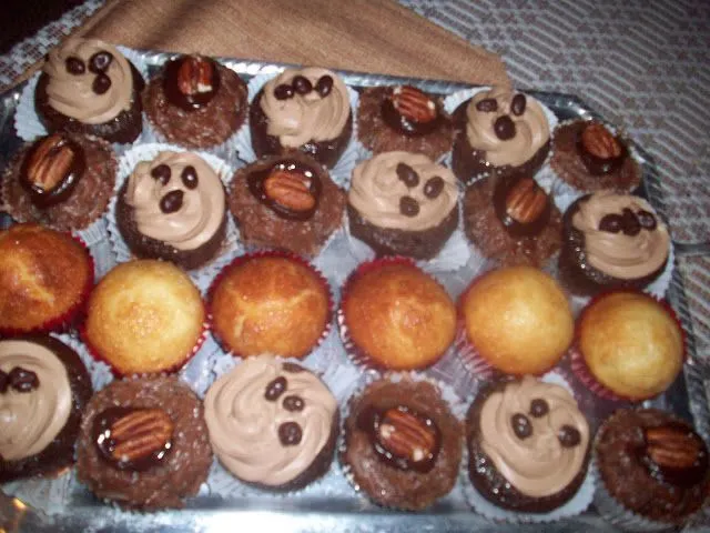 cakes on Pinterest | Postres, Chocolate Pecan Pies and Pastel