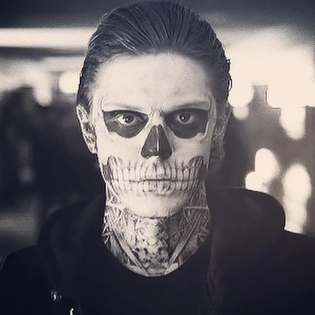 Me da mi calaverita? #hombres #maquillaje... | BARDOT