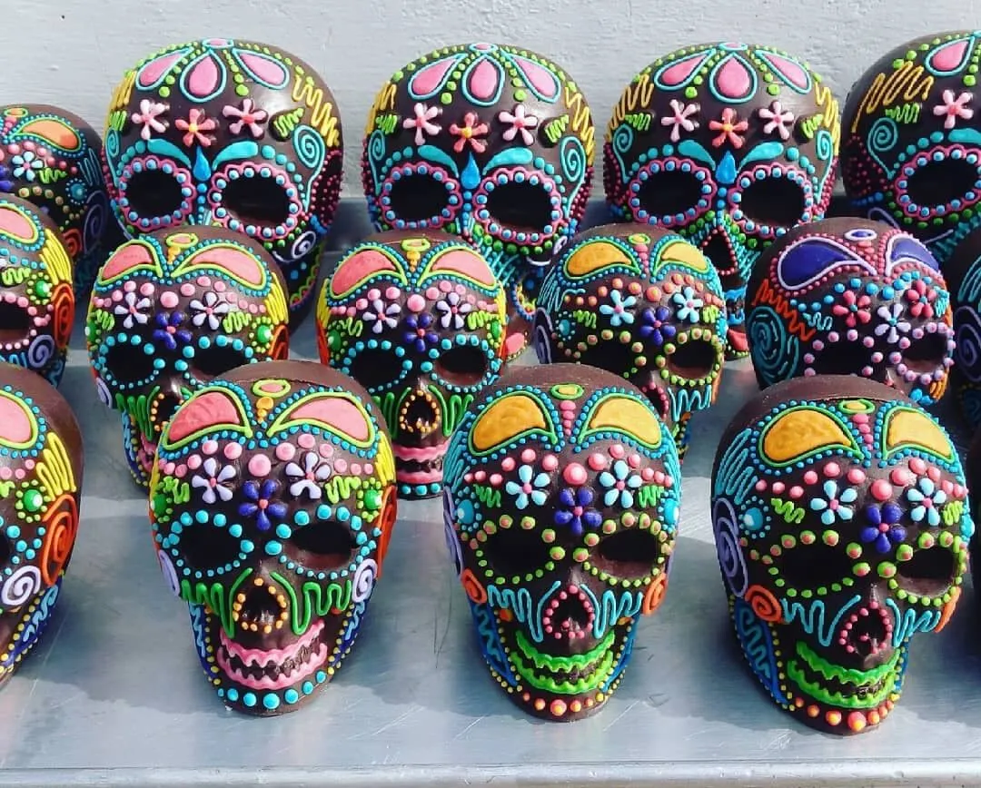 Calaveritas de chocolate para la ofrenda del Dia de Muertos Receta facil