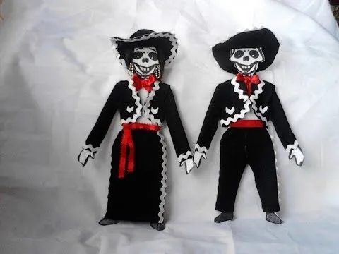 como vestir calaveras de papel catrin - Youtube Downloader mp3 como vestir calaveras de papel catrin - Youtube Downloader mp3