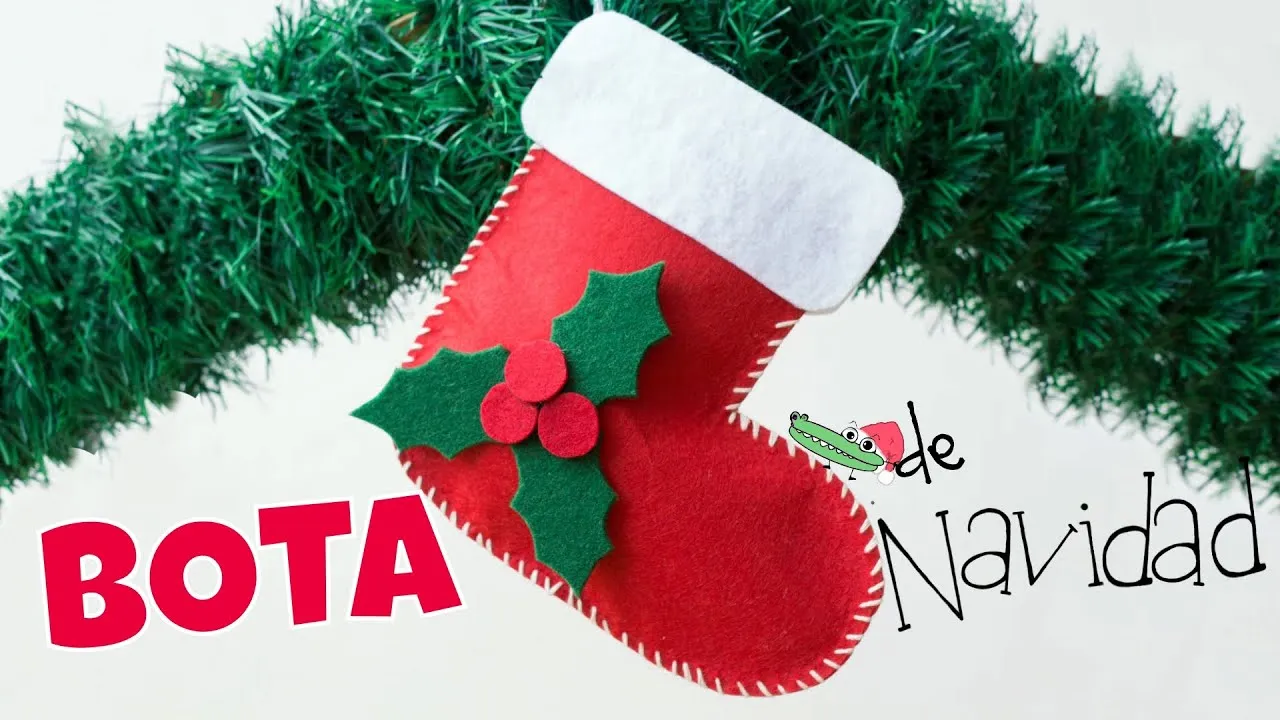 CALCETÍN DE NAVIDAD - Bota navideña en fieltro - YouTube CALCETÍN DE NAVIDAD - Bota navideña en fieltro - YouTube