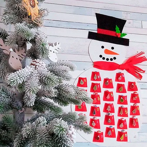 Calendario de Adviento con forma de muñeco de nieve | Fixo Kids Calendario de Adviento con forma de muñeco de nieve | Fixo Kids