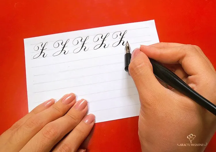 Caligrafía copperplate, ¿cómo escribir la letra "Z"? | Aracelyasmine - Repujado en aluminio y caligrafía