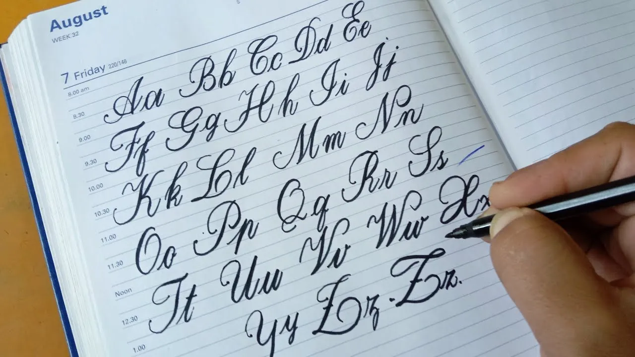 La caligrafía cursiva escritura alfabetos letras de la A a la Z mayúsculas y minúsculas - YouTube