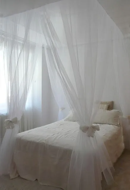 Como hacer una cama dosel de forma rápida y sencilla | Decoración Como hacer una cama dosel de forma rápida y sencilla | Decoración