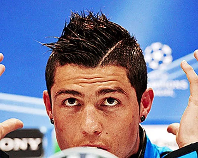 Así ha cambiado de 'look' Cristiano Ronaldo...