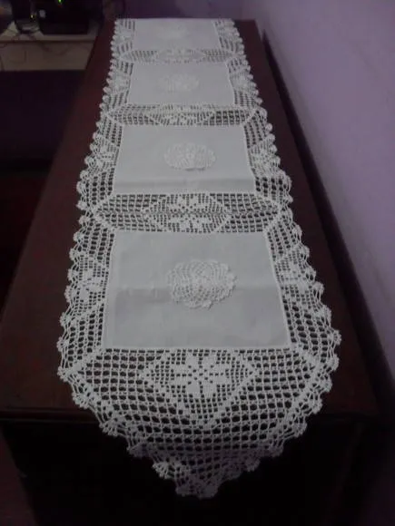 CAMINHO LINHO CROCHÊ | BORDADOS E ARTES | Elo7