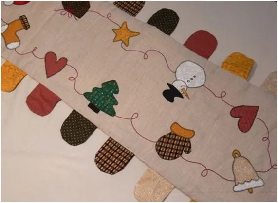Camino de mesa navideño de patchwork - Patrones: Catálogo de ...