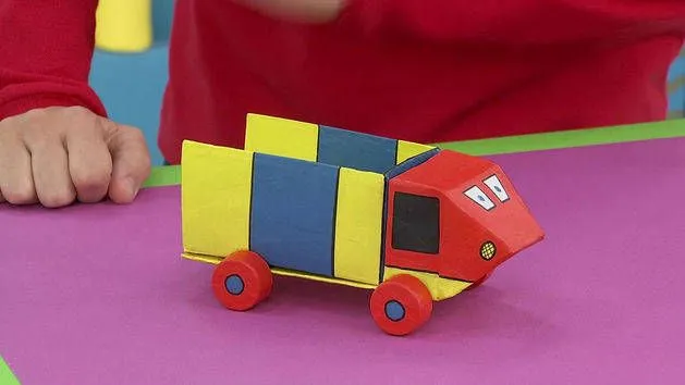 Camión - Art Attack | Art Attack | Videos Disneylatino Camión - Art Attack | Art Attack | Videos Disneylatino