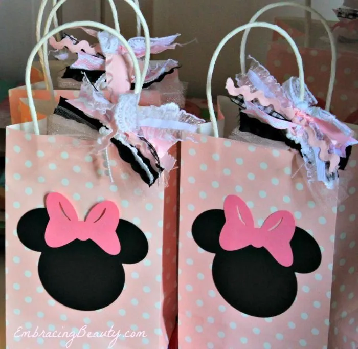 Minnie Mouse Birthday Party | Minnie Mouse, Mice and Gift Bags Minnie Mouse Birthday Party | Minnie Mouse, Mice and Gift Bags