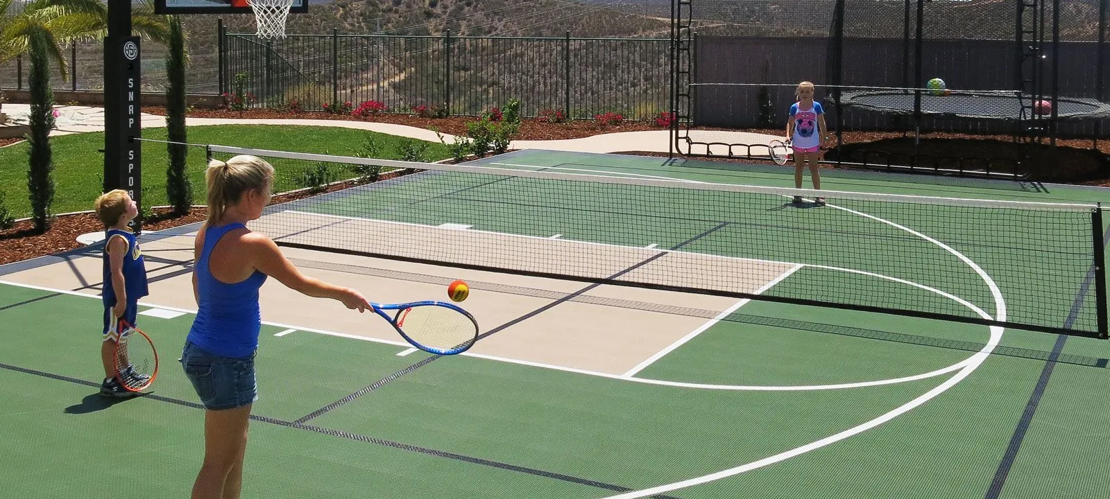 Canchas de Usos Múltiples | Pisos de deportes multi propósito Canchas de Usos Múltiples | Pisos de deportes multi propósito