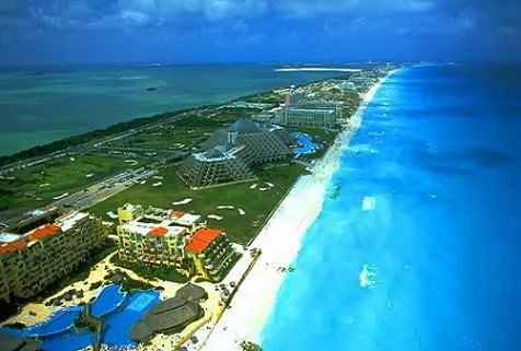 cancun_areal_large.jpg