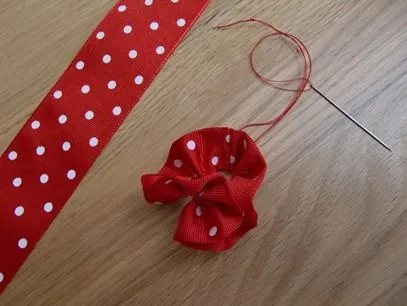 Cande Cosas: Como hacer adornos infantiles para el pelo o para ... Cande Cosas: Como hacer adornos infantiles para el pelo o para ...